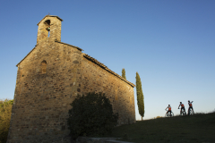 Rutes en BTT. Camí de Vilageriu. Tona (Osona, Països Catalans) © Oriol Clavera